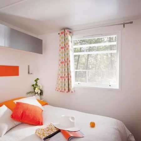 Mobil Home, Animaux Admis - 6 Pers. - Api-1-52-2457 Campeggio La Chapelle-Aubareil