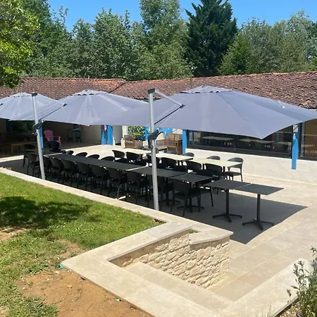 Mobil Home, Animaux Admis - 6 Pers. - Api-1-52-2457 Camping La Chapelle-Aubareil